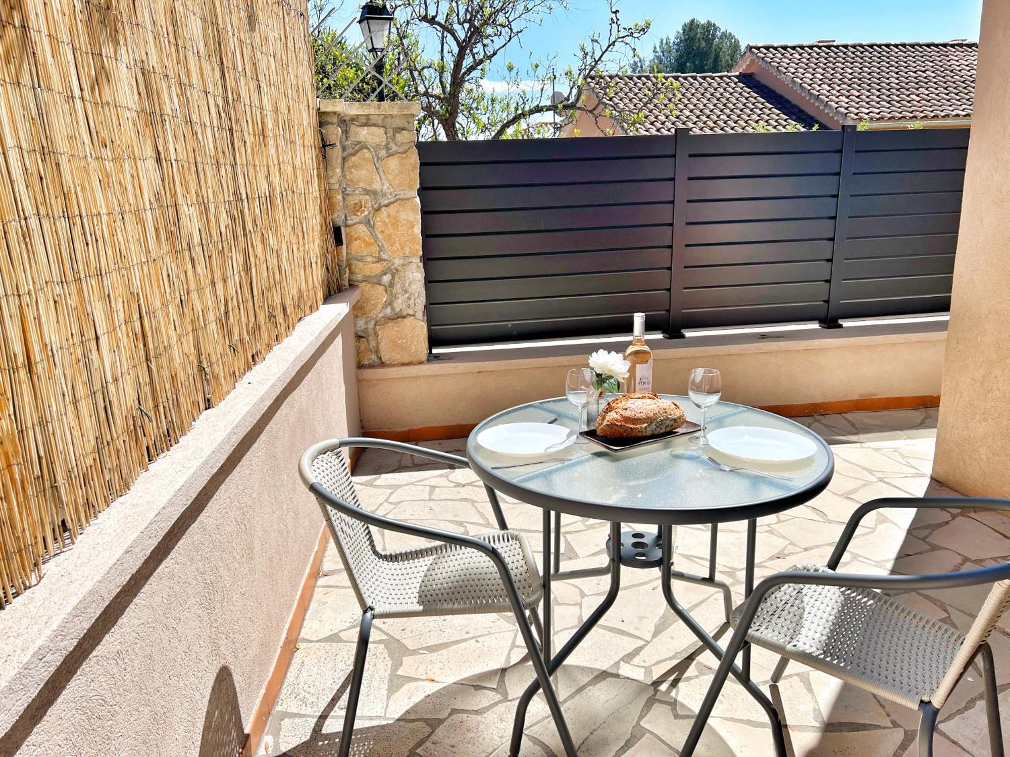 Apartment Neuf, Terrasse Privee, A Pieds