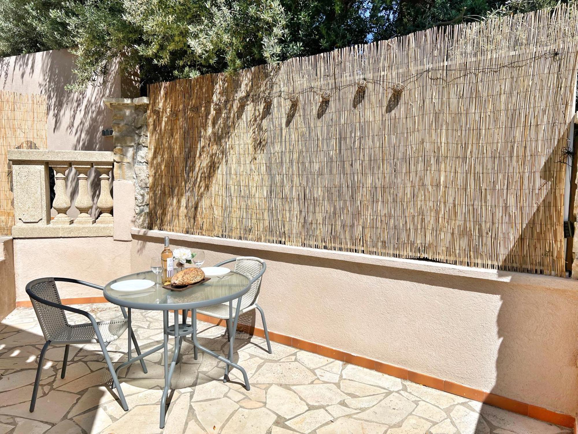 Neuf, Terrasse Privee, A Pieds Six-Fours-les-Plages